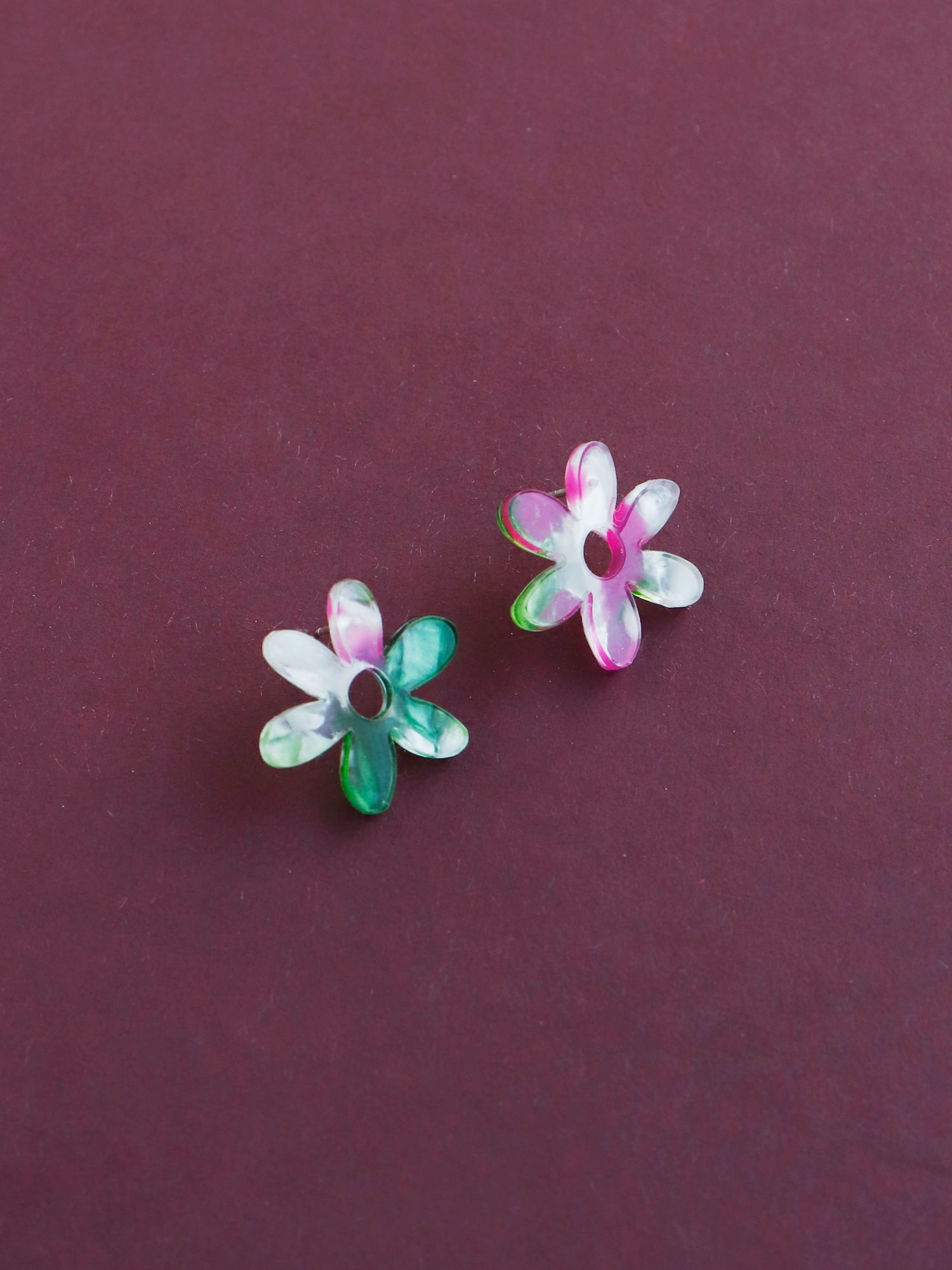 Caia Studs in Water Lily