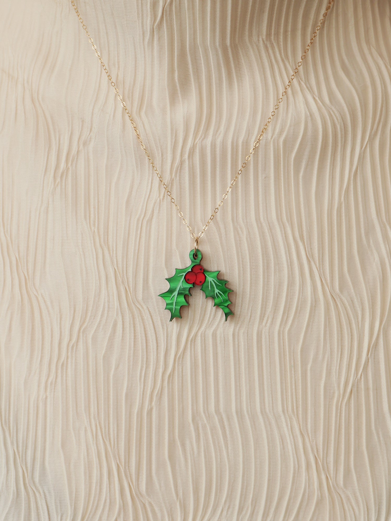 Holly Necklace