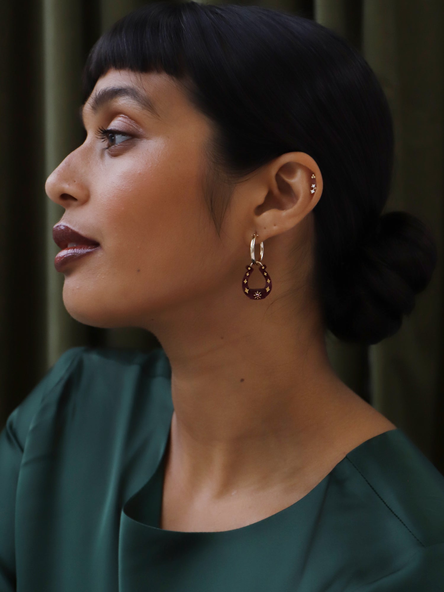 Horseshoe Hoops in Cherry