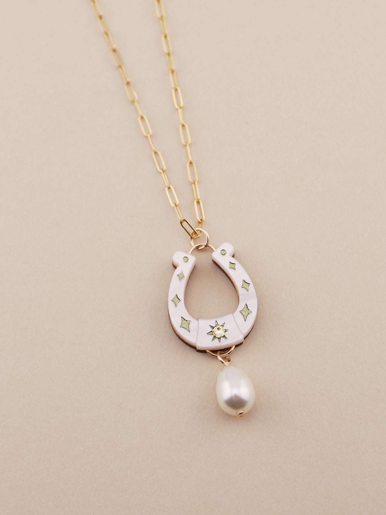 Horseshoe Necklace in Cream