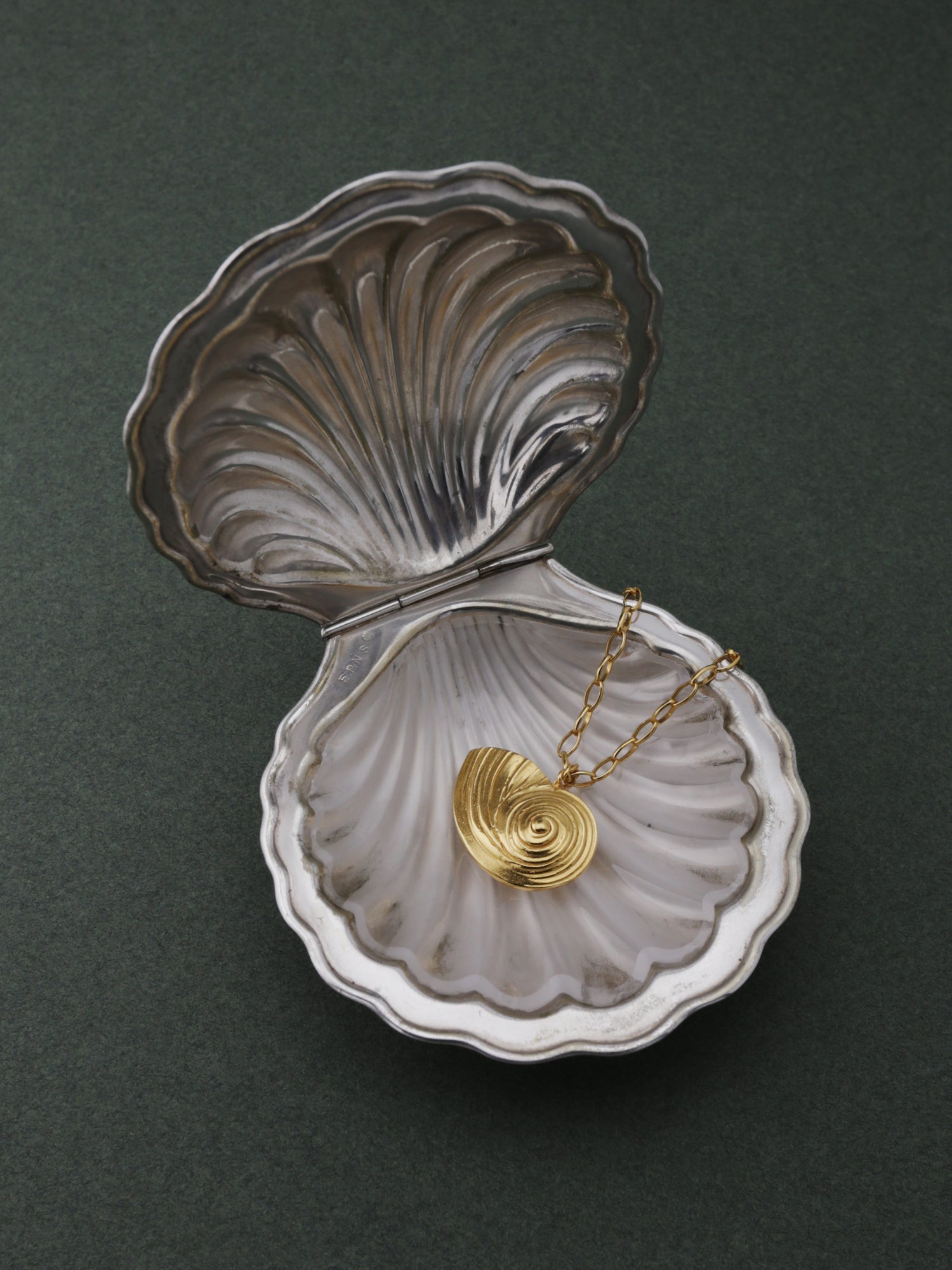 Isla Necklace - Gold