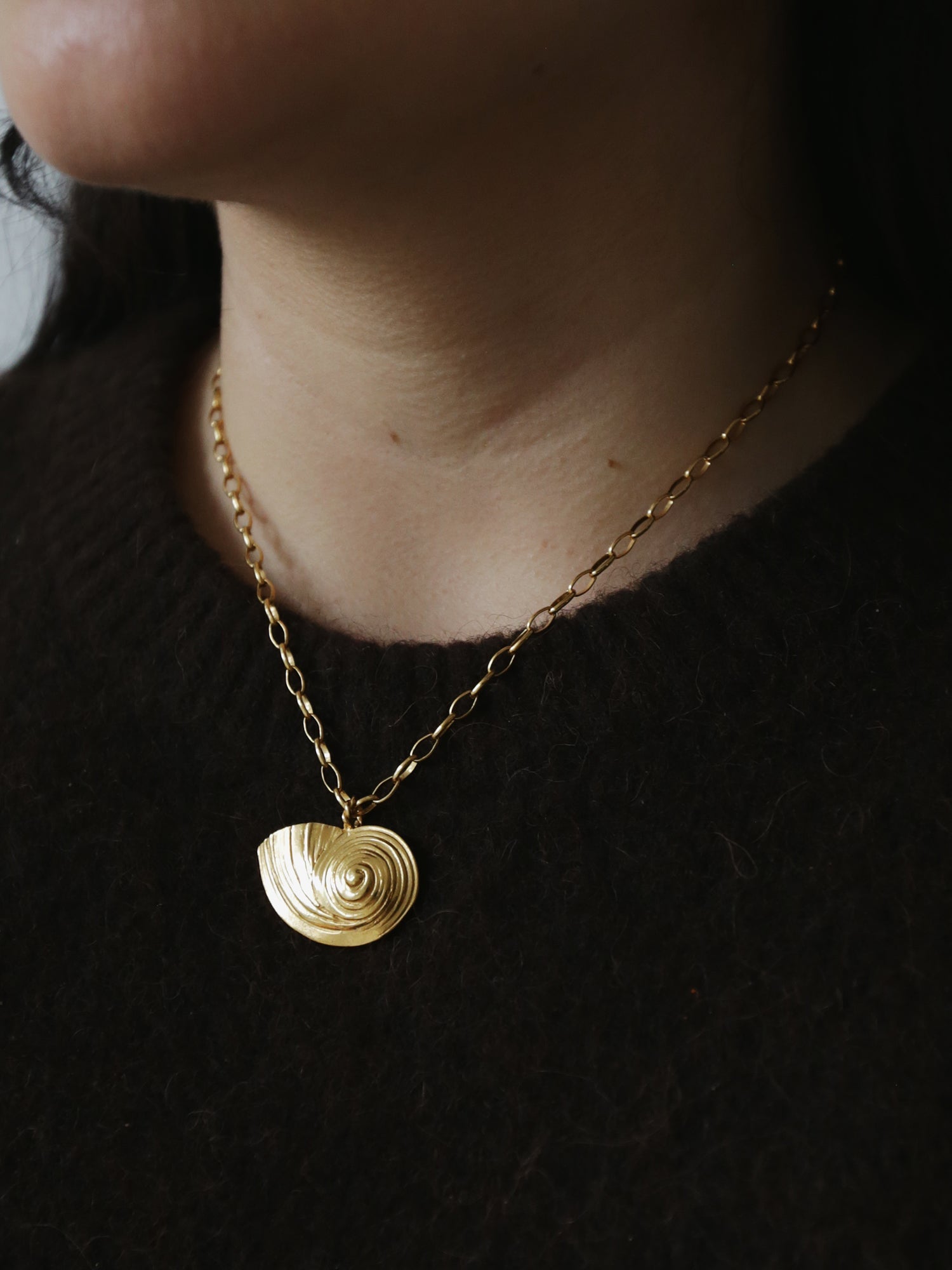 Isla Necklace - Gold