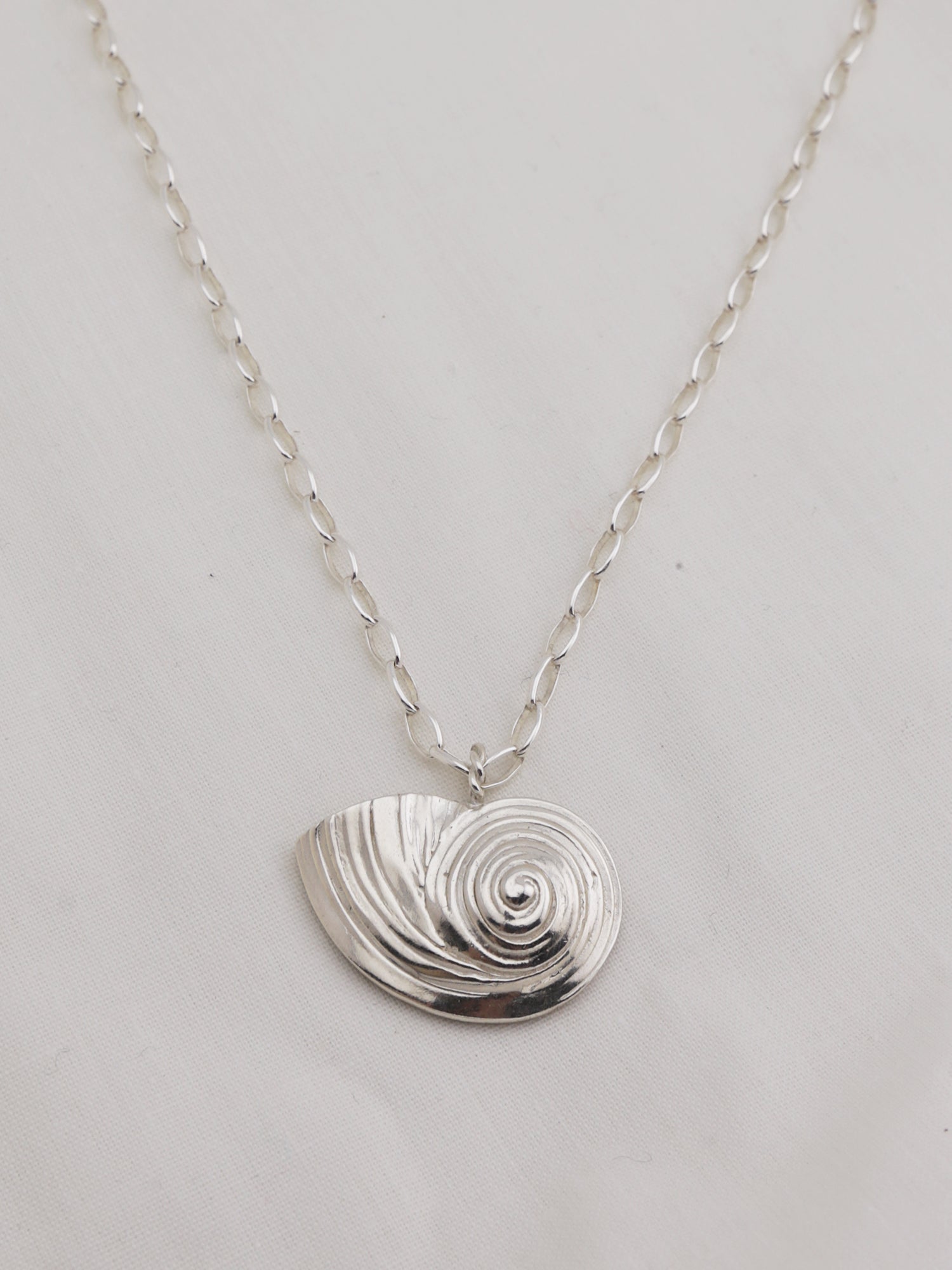 Isla Necklace - Silver
