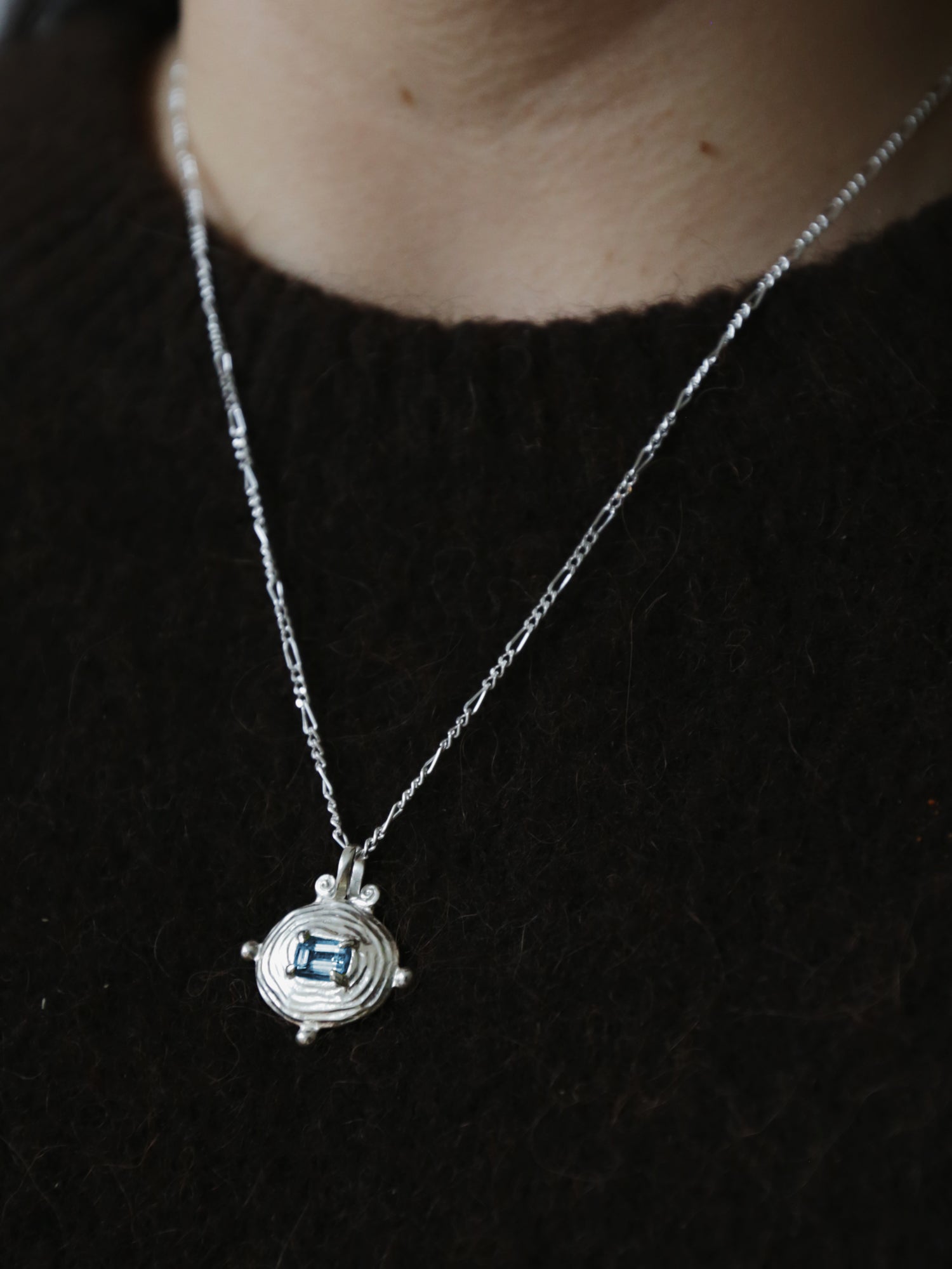 Lagoon Necklace with Topaz - Silver