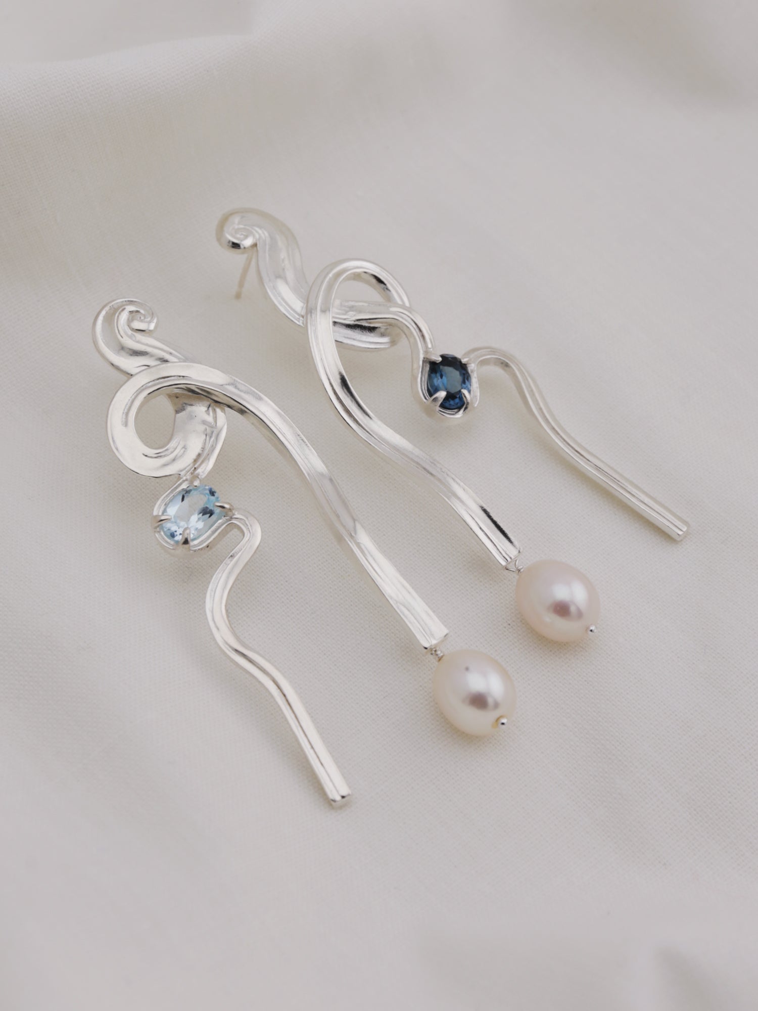 Meander Earrings with Topaz - Silver