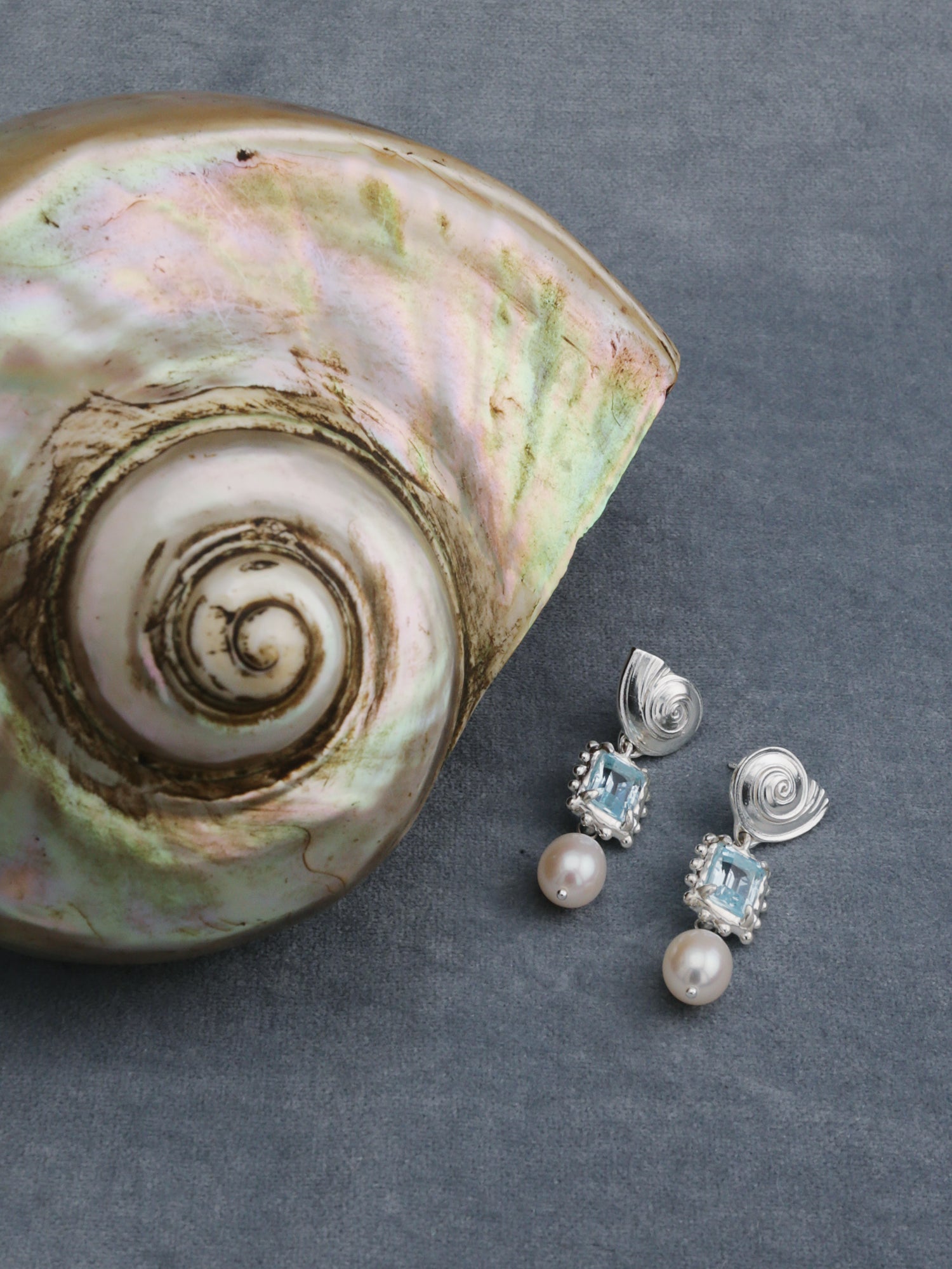 Memento Pearl Earrings with Sky Topaz - Silver