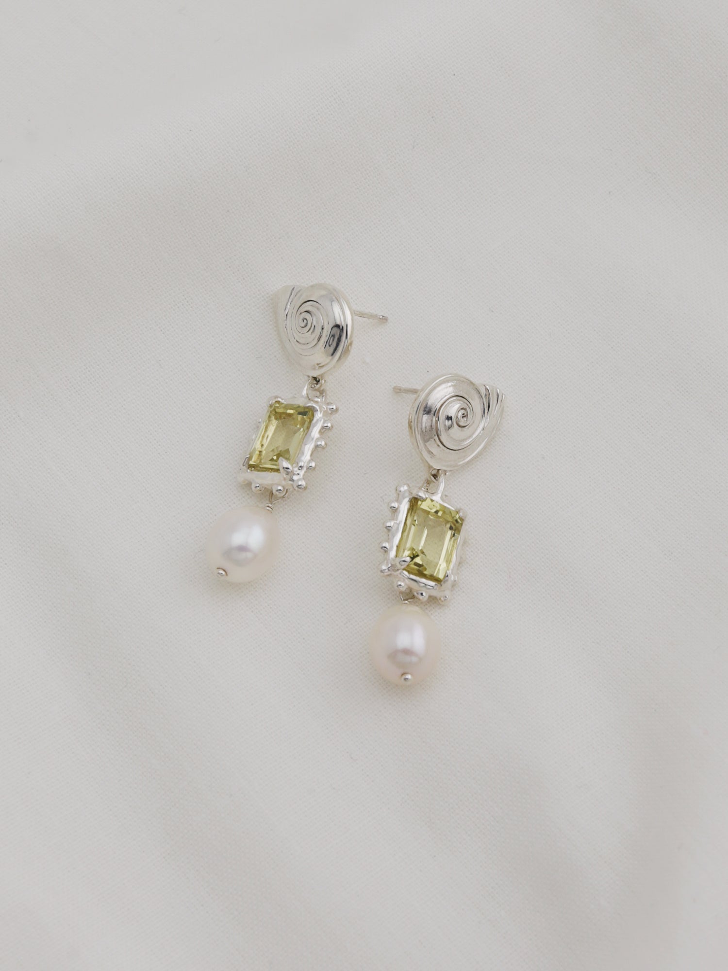 Memento Pearl Earrings with Lemon Quartz - Silver