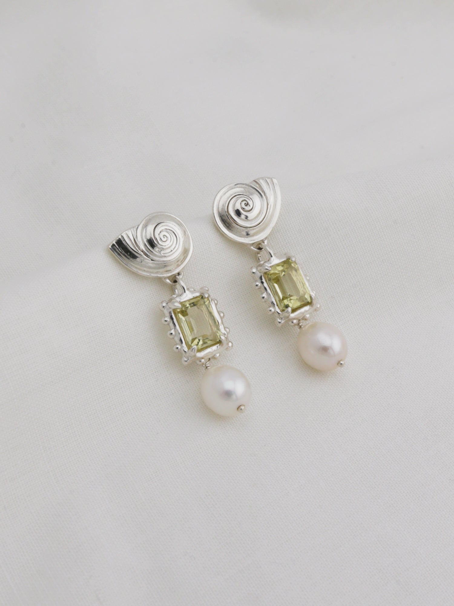 Memento Pearl Earrings with Lemon Quartz - Silver