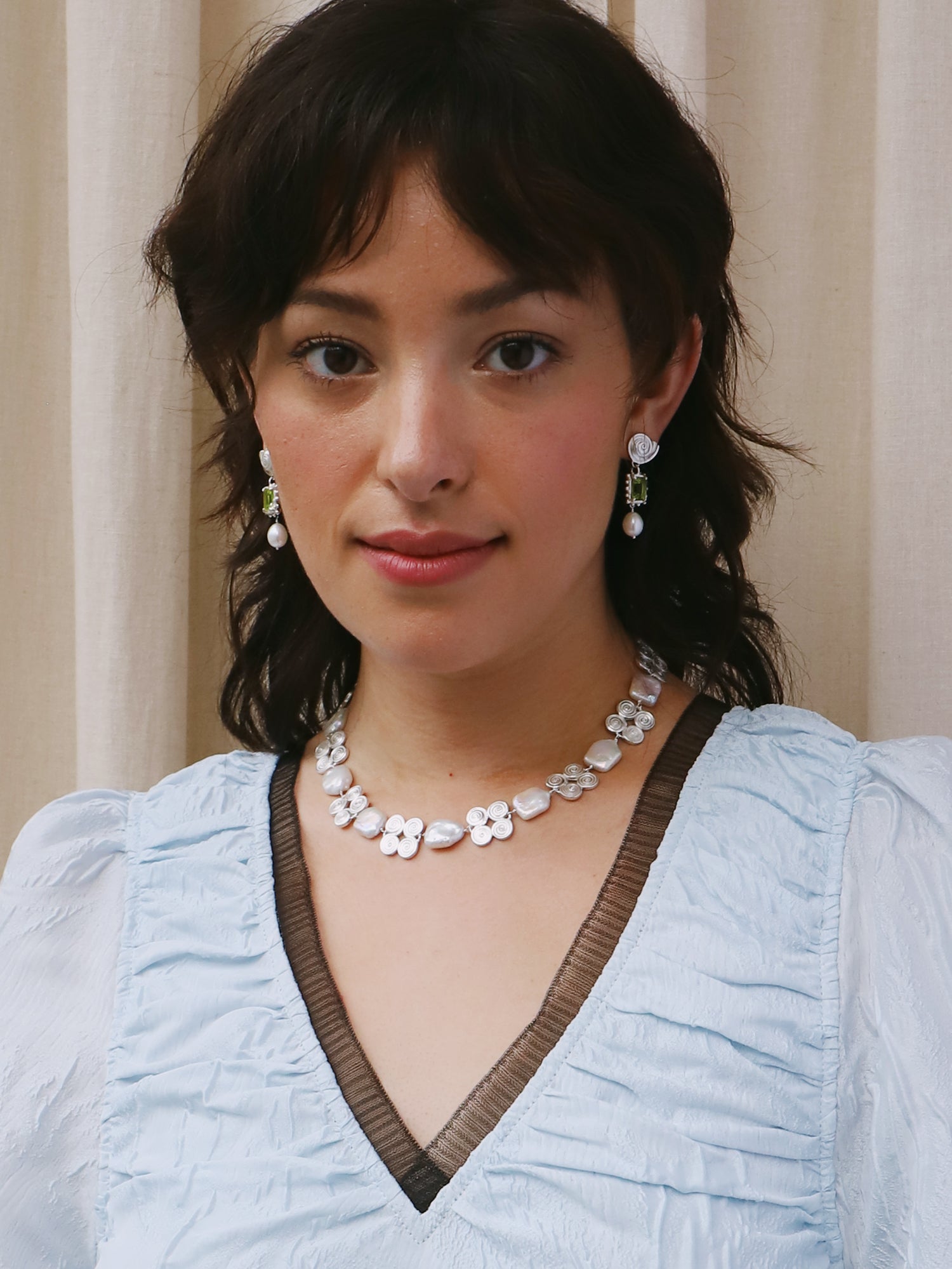 Memento Pearl Earrings with Peridot - Silver