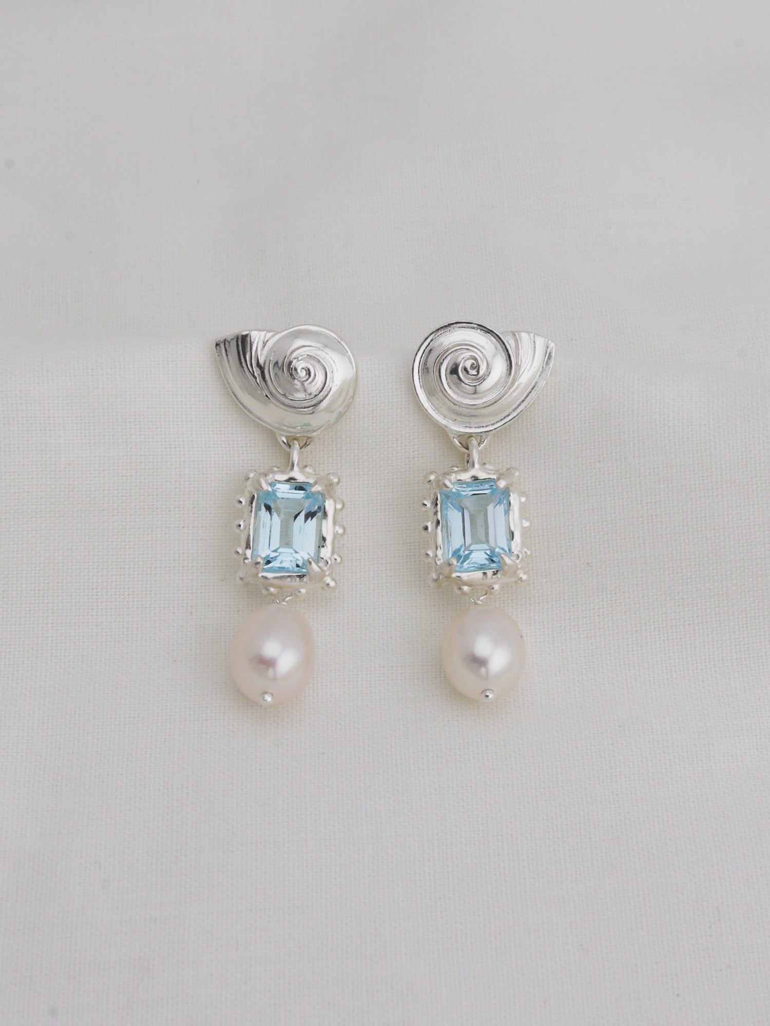 Memento Pearl Earrings with Sky Topaz - Silver