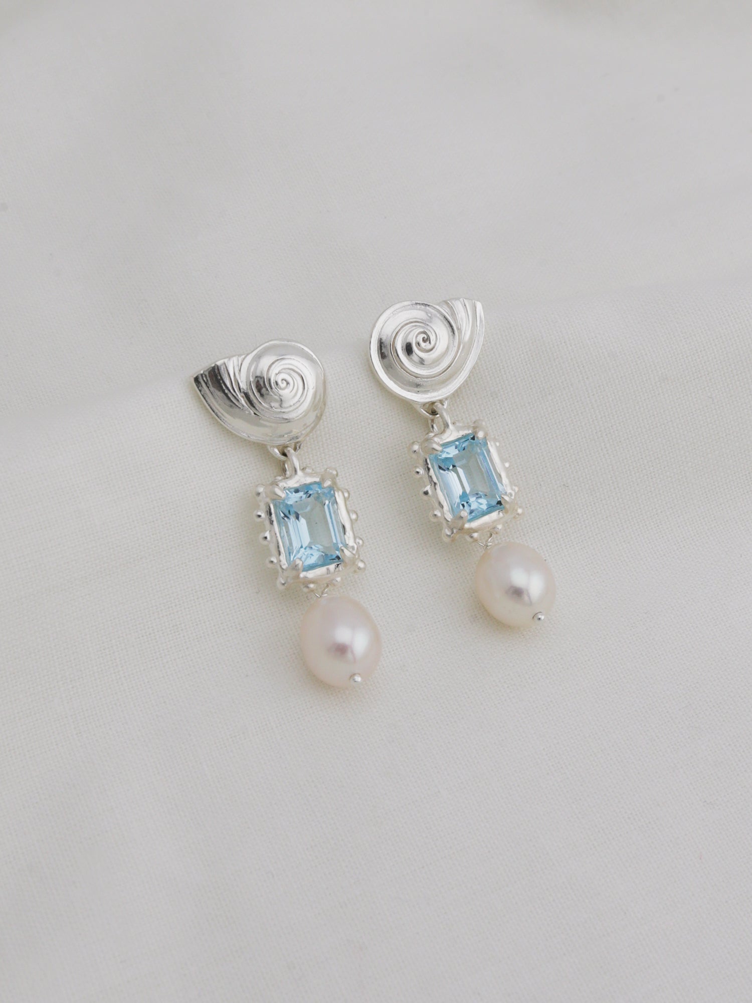 Memento Pearl Earrings with Sky Topaz - Silver