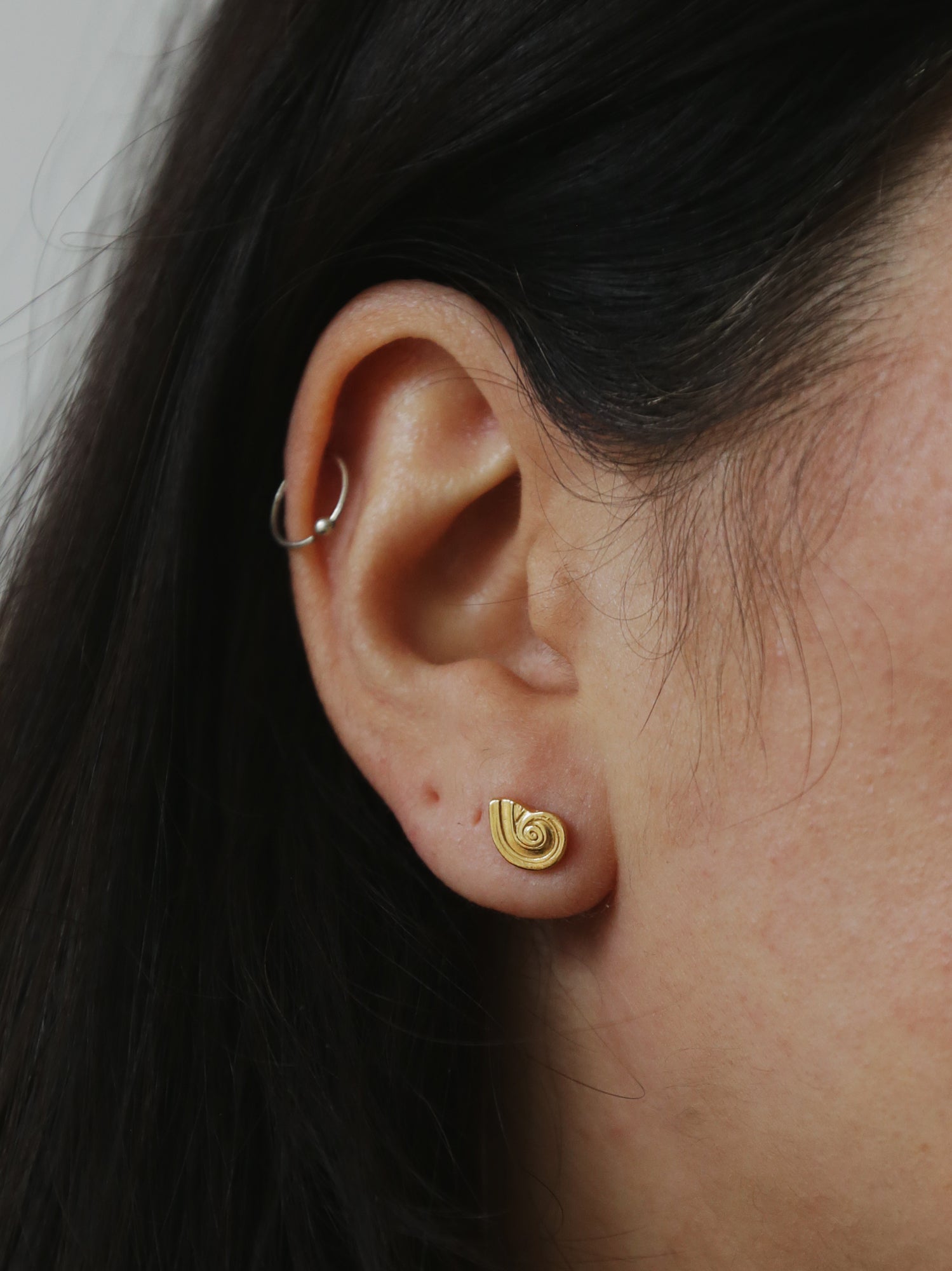 Mini Isla Studs - Gold