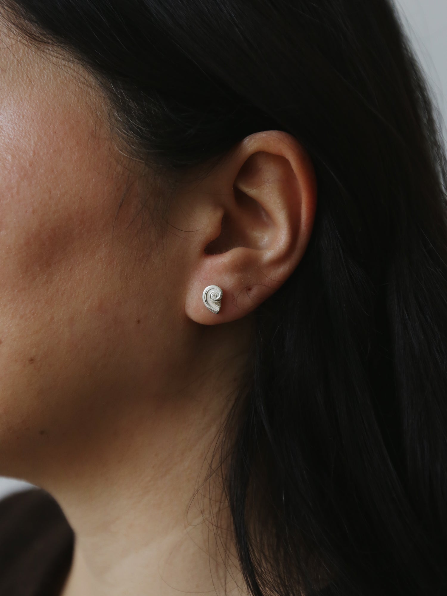 Mini Isla Studs - Silver